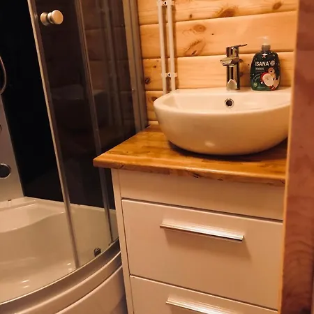 Zacisze 6 Osobowy Nad Jeziorem Holiday home Swietne
